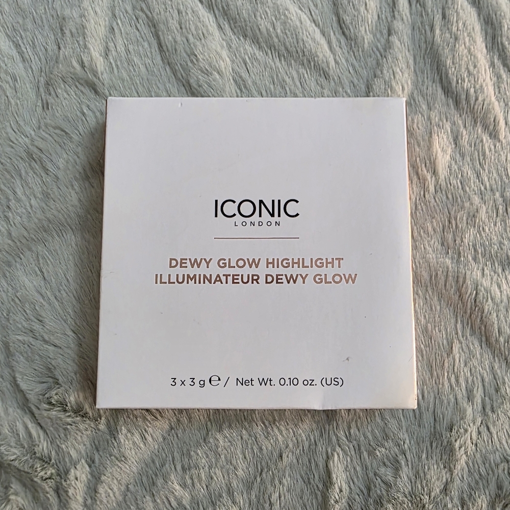 ICONIC London Dewy Glow Highlighter Trio